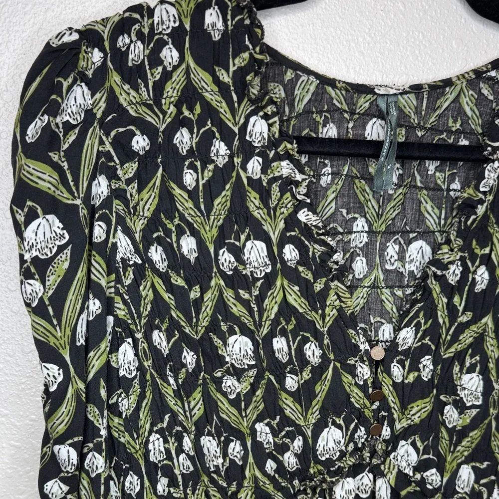 Anthropologie Ruched Sleeve V-neck Black and Green Floral Blouse Fall - XL - Picture 6 of 13
